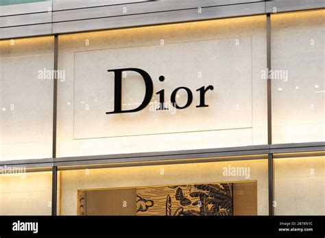 christian dior corporate
